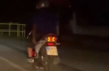 Κακοποίηση ζώων σε Καβάλα και Μέγαρα: Έσερνε ασβό με το μηχανάκι