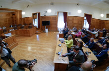 Εξεταστική Επιτροπή για τις τηλεφωνικές παρακολουθήσεις