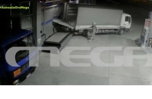 Διάρρηξη με φορτηγό σε βενζινάδικο στο Ωραιόκαστρο