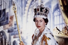 Το πρωτοσέλιδο των The Times και The Guardian για τον θάνατο της Βασίλισσας Ελισάβετ Β'