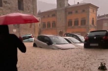 Επτά νεκροί και τρεις αγνοούμενοι από τις πλημμύρες στην Ιταλία