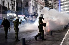 Επεισόδια σε διαδήλωση κατά της πανεπιστημιακής αστυνομίας στην Αθήνα