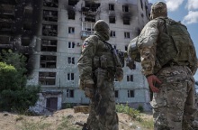 Αντιπερισπασμός από τη Μόσχα που απαντά με «δημοψήφισμα» στο Λουχάνσκ