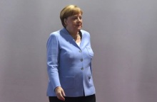 Η Angela Merkel καταγράφει σε ένα βιβλίο την πολιτική της σταδιοδρομία