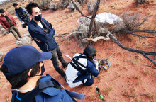 Ιάπωνες συλλέγουν σε έρημο στην Αυστραλία την κάψουλα με το δείγμα από τον αστεροειδή Ryugu