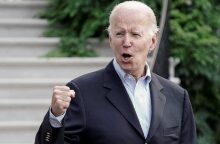 ΗΠΑ: Η γκάφα του Μπάιντεν – Έψαχνε στο ακροατήριο βουλευτή που σκοτώθηκε σε τροχαίο