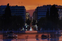 Επικίνδυνα καιρικά σκαμπανεβάσματα τον Οκτώβρη - Από ζέστη σε καταιγίδες