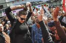 Νέες μεγάλες διαδηλώσεις στα πανεπιστήμια του Ιράν - Στους 83 οι νεκροί 