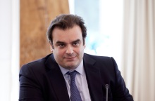 Κυριάκος Πιερρακάκης: Χειρουργήθηκε επιτυχώς στην Ορθοπεδική Κλινική του Metropolitan ο υπουργός Ψηφιακής Διακυβέρνησης.