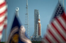 Αποστολή Artemis 1: Ο πύραυλος SLS με την κάψουλα Orion στο Διαστημικό Κέντρο Κένεντι