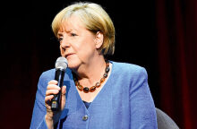 Γερμανία - Μέρκελ: Δεν μετανιώνω για την αγορά φυσικού αερίου από τη Ρωσία - Ήταν φθηνότερο από το LNG