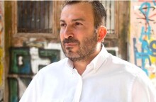 Στέφανος Παραστατίδης