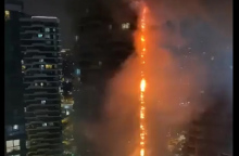 Στις φλόγες ουρανοξύστης στην Κωνσταντινούπολη