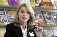 Η Έλλη Στάη ήταν καλεσμένη στην πρεμιέρα της «Μεγάλης Εικόνας» στο Mega και μίλησε για όλα.