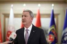 «Ναι» σε διάλογο με την Ελλάδα λέει ο Ακάρ, αλλά «όχι σε τετελεσμένα»