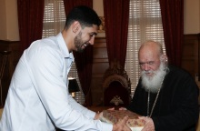 Ο Ενές Καντέρ συνάντησε τον αρχιεπίσκοπο Ιερώνυμο