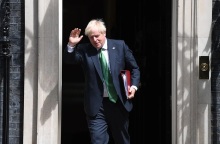 Άνοιξε η όρεξη του Μπόρις Τζόνσον - Ψίθυροι στη Βρετανία