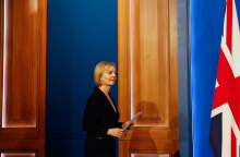 Σε δύσκολη θέση η Λιζ Τρας στη Βρετανία, δέχεται πιέσεις να παραιτηθεί