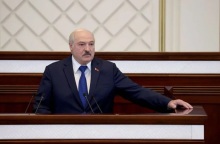 Ο Λουκασένκο λέει τώρα ότι «δεν χρειαζόμαστε πόλεμο»