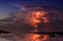 Έντονες βροχοπτώσεις αναμένονται στο Μεξικό, καθώς ο τυφώνας Ρόσλιν πλησιάζει τις ακτές στον Ειρηνικό