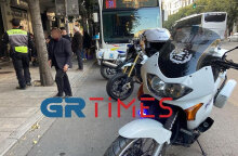 Το λεωφορείο στη Θεσσαλονίκη όπου η μητέρα δέχτηκε την επίθεση από άνδρα