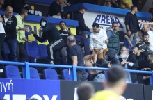 Περιστέρι - ΑΕΚ: Διακοπή λόγω επεισοδίων στις κερκίδες