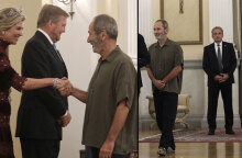 Ο Πολ Ευμορφίδης με σανδάλια και casual ντύσιμο στη δεξίωση στο Προεδρικό Μέγαρο