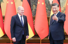 Όλαφ Σολτς και Σι Τζινπίνγκ σε συνάντησή τους στο Πεκίνο