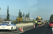 Νεκρή ανασύρθηκε μία γυναίκα όταν το αυτοκίνητο που οδηγούσε αναποδογύρισε στην Αθηνών – Λαμίας