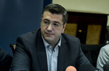 Απαγόρευσαν την είσοδο στον Απόστολο Τζιτζικώστα<