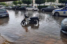 Πλημμύρες στον Πειραιά προκάλεσε η κακοκαιρία EVA