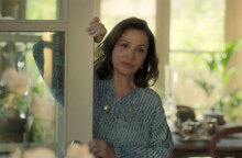 Χάρις Αλεξίου