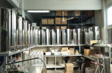 Με αιθυλική αλκοόλη από τη Βουλγαρία τα ποτά «μπόμπες» που παρασκεύαζε το κύκλωμα στην Αττική