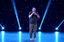 Η νέα διαφήμιση της ΔΕΗ για κωφά άτομα. 