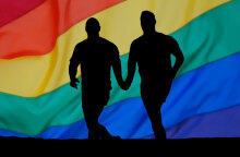 Βαριά πρόστιμα επισύρει η «ΛΟΑΤΚΙ προπαγάνδα» στη Ρωσία, σύμφωνα με το νομοσχέδιο που εγκρίθηκε στην Κάτω Δούμα