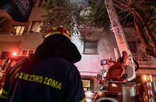Πυροσβέστες στον Κολωνό απεγκλώβισαν 5χρονο από διαμέρισμα χωρίς τις αισθήσεις του