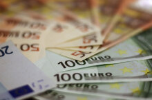 Συντάξεις Δεκεμβρίου καταβάλλονται σήμερα Δευτέρα (28/11) σε συνταξιούχους ασφαλιστικών ταμείων