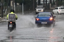 Συνεχίζεται η κακοκαιρία την Πέμπτη: Ισχυρές καταιγίδες και πτώση θερμοκρασίας