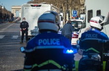 Αστυνομία και περιπολικά στη Γαλλία