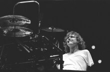 Ο Ρικ Άλεν σε συναυλία των Def Leppard το 1987