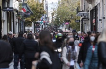 Συγκρατημένοι οι καταναλωτές τη φετινή εορταστική περίοδο