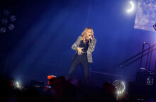 Η Σελίν Ντιόν πάσχει από Stiff Person Syndrome