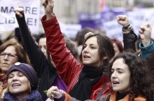 Χωρίς γονική συναίνεση οι αμβλώσεις σε ανήλικες άνω των 16 ετών στην Ισπανία