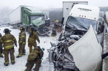 ΗΠΑ - Πολικό ψύχος: Εκατομμύρια άνθρωποι χωρίς ρεύμα - Φόβοι για εκατοντάδες εγκλωβισμένους