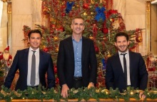 H Aθήνα υποδέχεται τη νέα χρονιά στην Πλατεία Συντάγματος