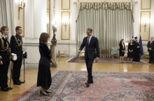 ΕΥΧΕΣ ΓΙΑ ΤΟ ΝΕΟ ΕΤΟΣ ΣΤΗΝ ΠτΔ ΚΑΤΕΡΙΝΑ ΣΑΚΕΛΛΑΡΟΠΟΥΛΟΥ ΑΠΟ ΕΚΠΡΟΣΩΠΟΥΣ ΤΗΣ ΠΟΛΙΤΙΚΗΣ, ΣΤΡΑΤΙΩΤΙΚΗΣ, ΘΡΗΣΚΕΥΤΙΚΗΣ ΚΑΙ ΠΝΕΥΜΑΤΙΚΗΣ ΗΓΕΣΙΑΣ