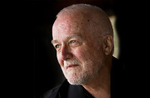 Ο συγγραφέας Ράσελ Μπανκς πέθανε στα 82 του χρόνια