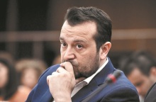 Νίκος Παππάς: Μήνυση στη γραμματέα Καλογρίτσα