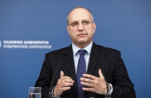 Οικονόμου για Τσίπρα: Να ζητήσει συγγνώμη για την υπόθεση των 38 μεταναστών