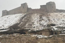 Ζημιές στην Ακρόπολη στο Χαλέπι μετά τον ισχυρό σεισμό στην Τουρκία που έπληξε και τη Συρία